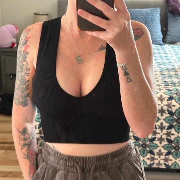 One size. Ribbed crop - Picture 3 of 3